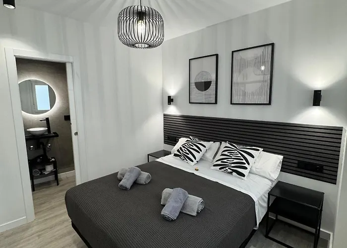 Las Flores Luxury Apartment